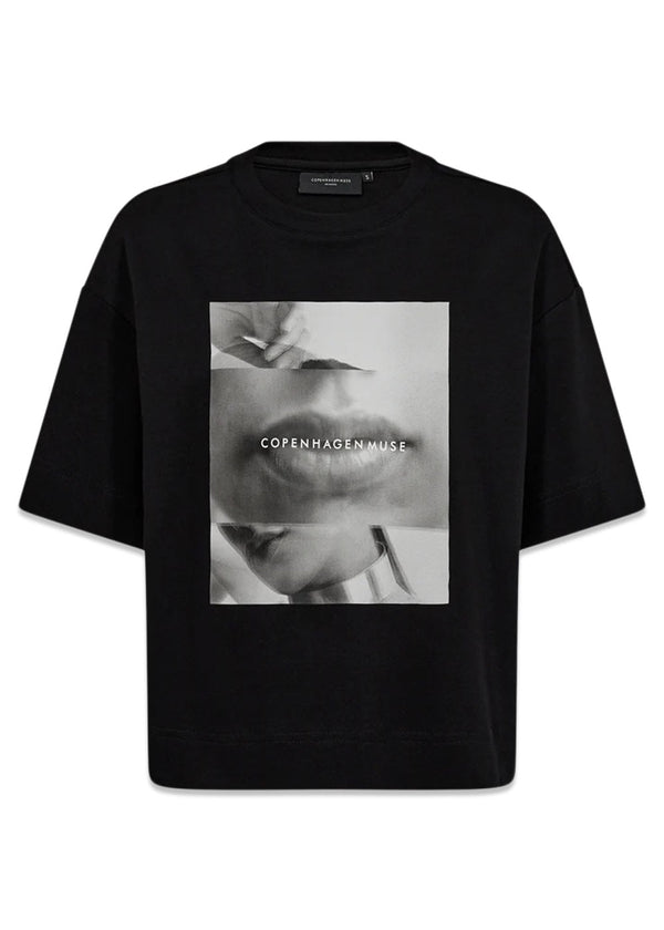 CMMUSE-TEE - Black-T-shirts-Copenhagen Muse-Butler Loftet