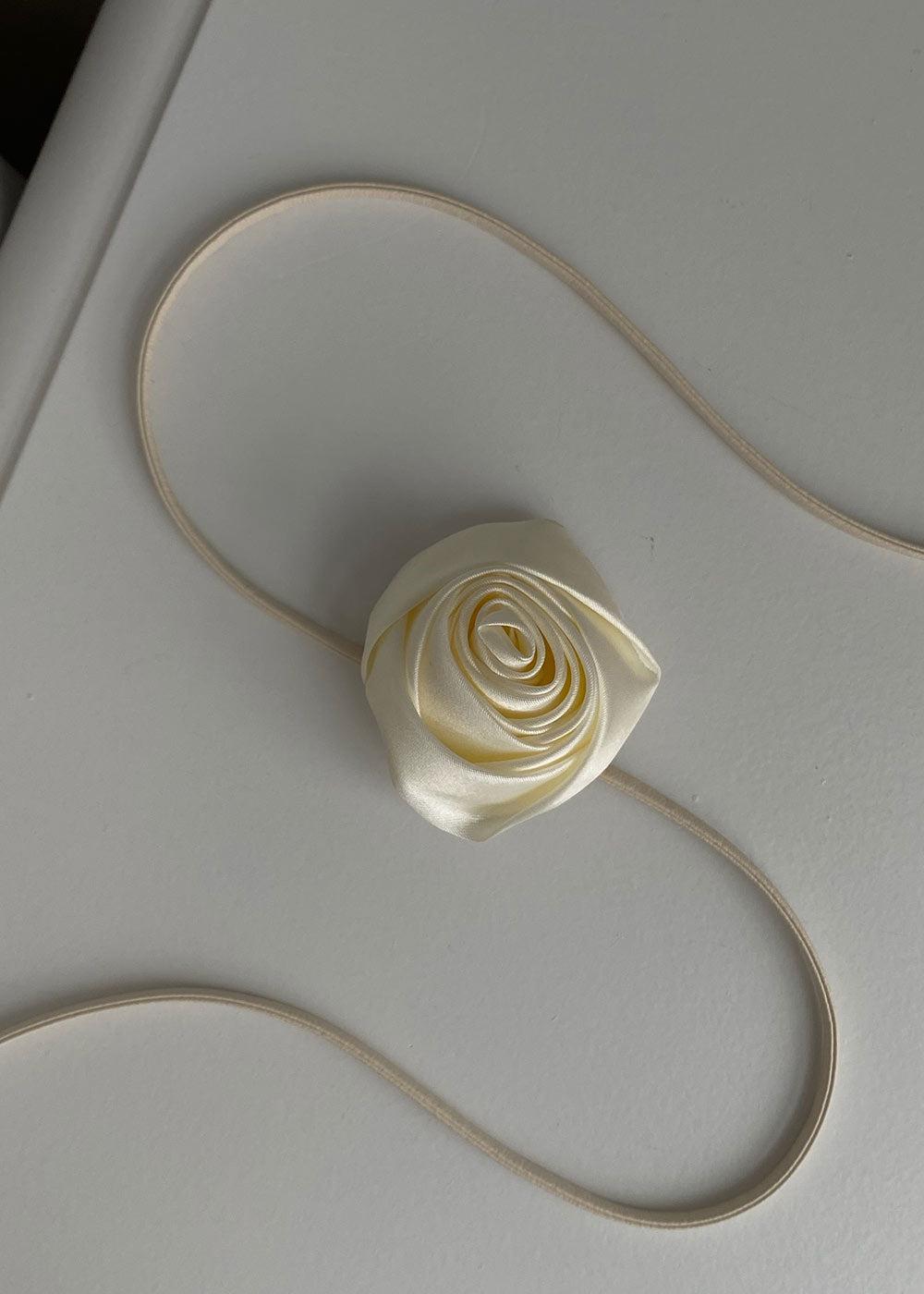Modströms FleurMD - Soft White. Køb accessories her.