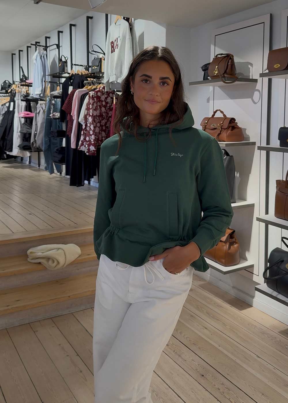 2430 Terry - Eden-Sweatshirts-Stine Goya-Butler Loftet