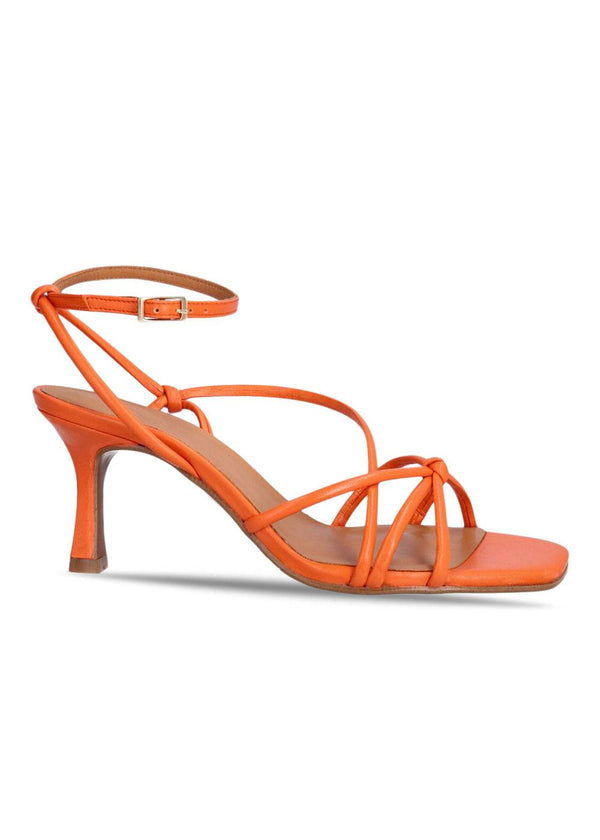 Billi Bis A2061 - Orange Nappa 768. Køb sandaler her.