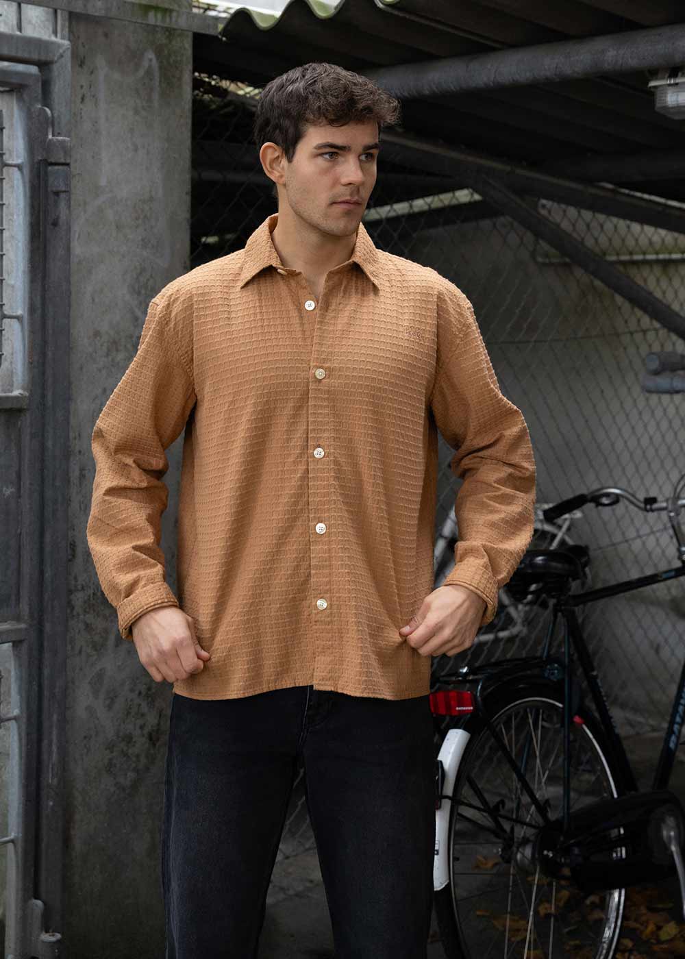 ATLAS LOOM SHIRT - Rubber-Shirts-Forét-Butler Loftet