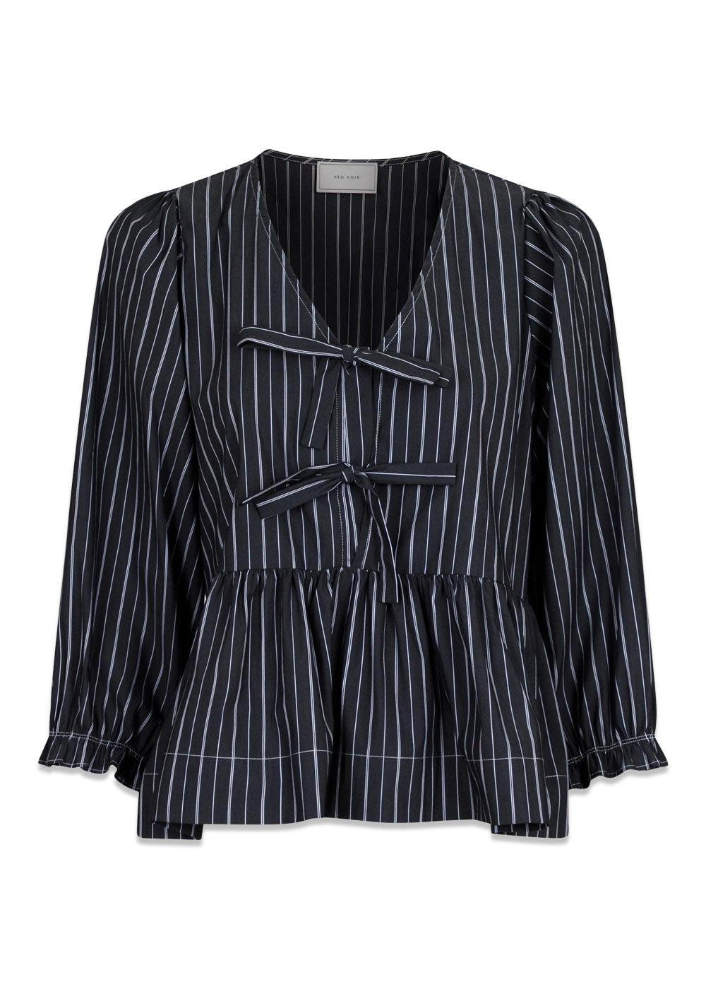 Neo Noirs Bella Double Stripe Blouse - Dark Grey. Køb blouses her.