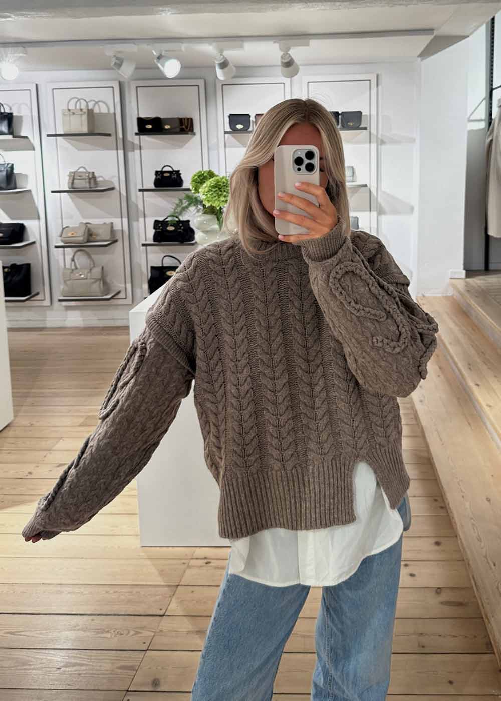 Canada Cable Braided Knit - Hazelnut-Knitwear-The Garment-Butler Loftet