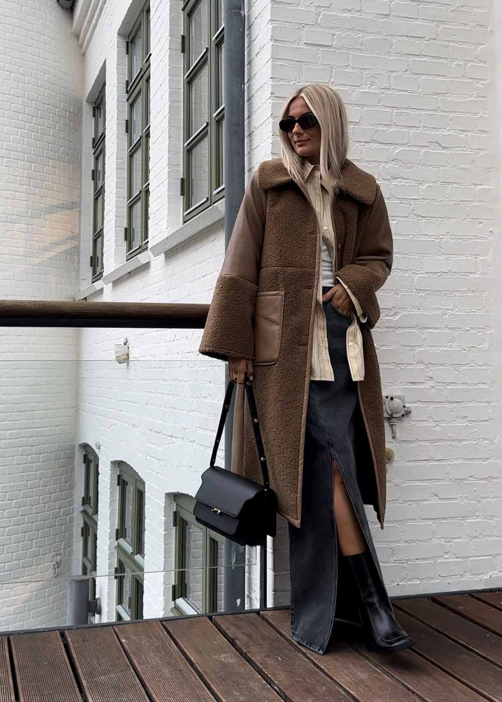 DEA - Camel Camel-Outerwear-Baum und Pferdgarten-Butler Loftet