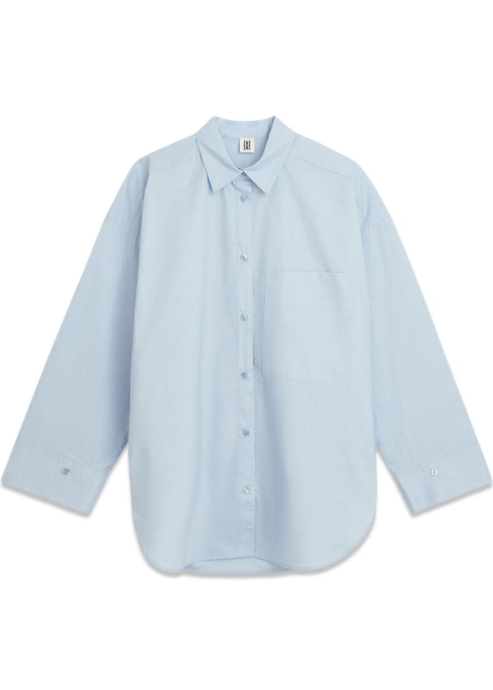 By Malene Birgers DERRIS - Periwinkle Blue. Køb shirts her.