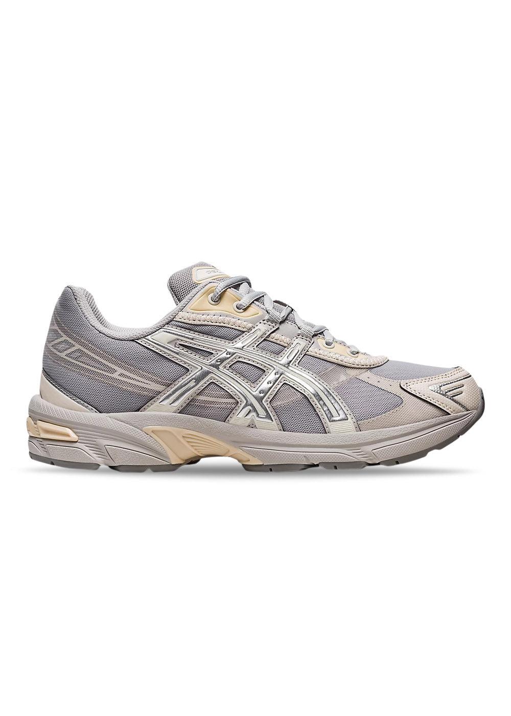 Asics' GEL-1130 RE - Oyster Grey/Pure Silver. Køb sneakers her.