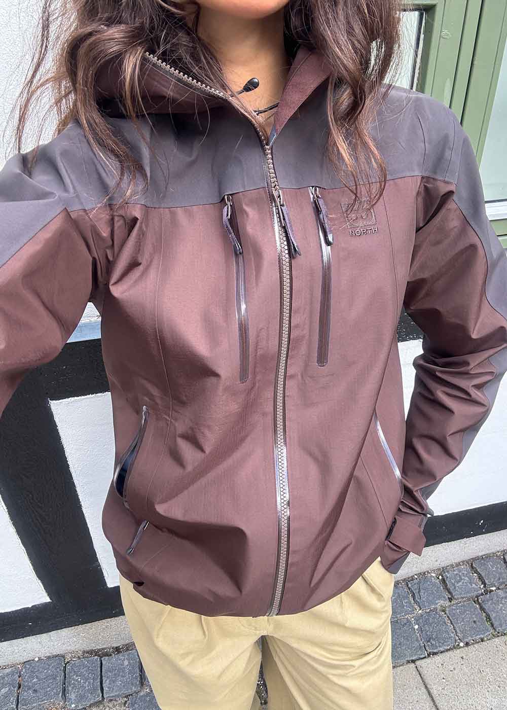 Hornstrandir Gore-Tex Pro W Jacket - Blood Bay-Outerwear-66 North-Butler Loftet