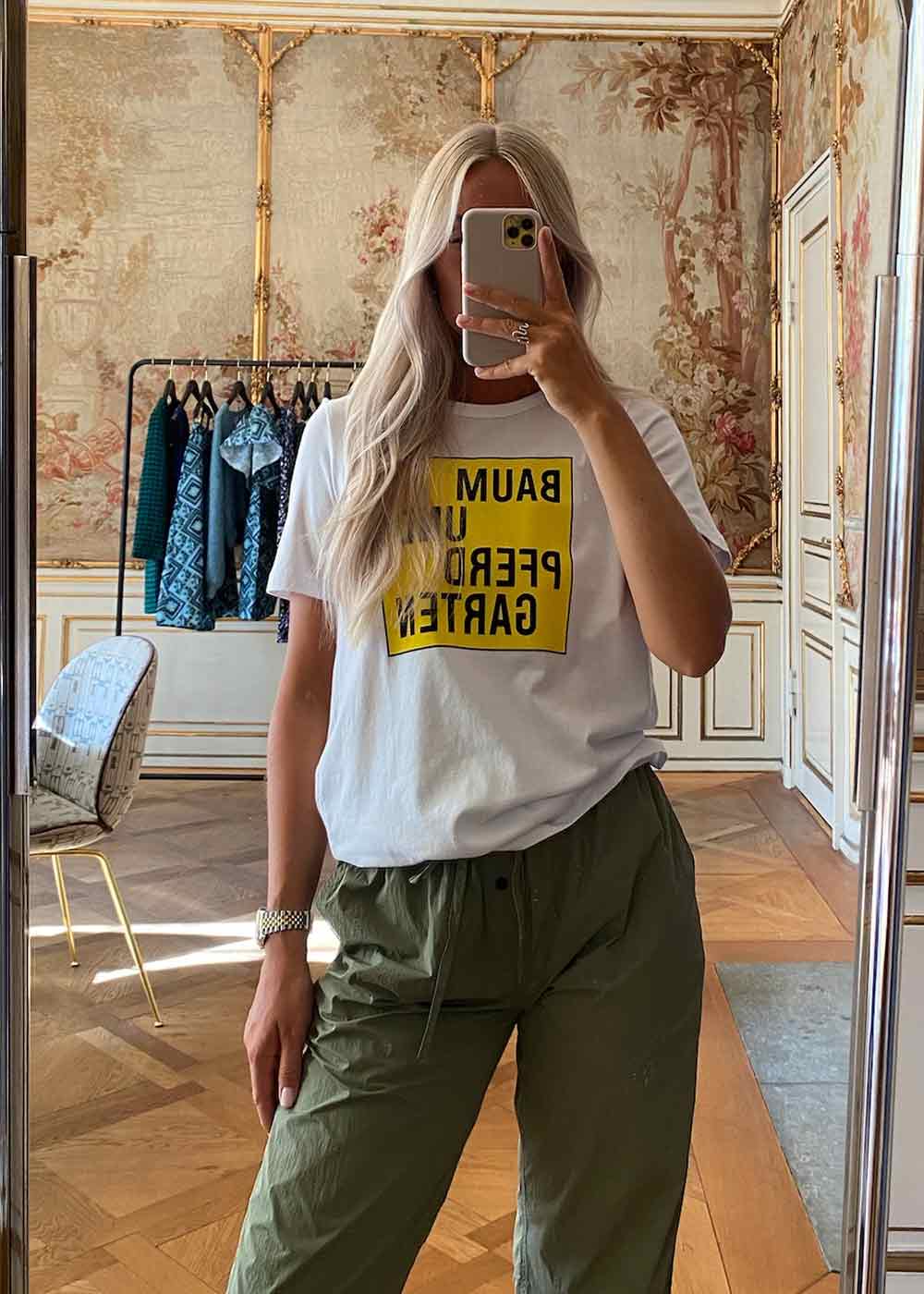 JAWA - Lucent Yellow Baum-T-shirts-Baum und Pferdgarten-Butler Loftet