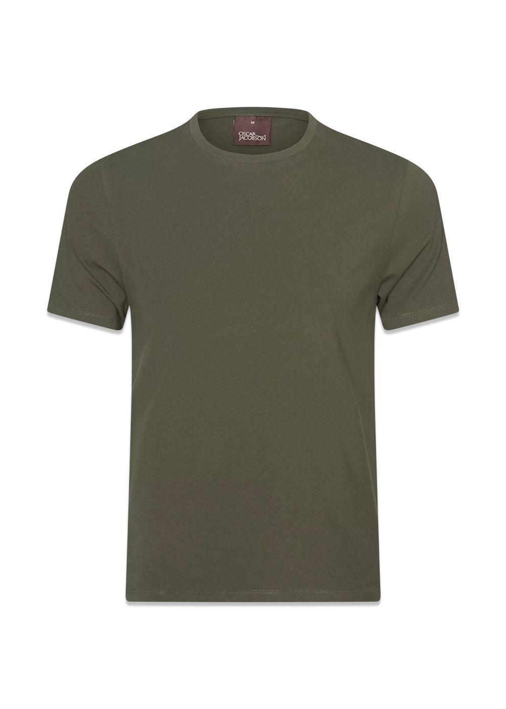 Oscar Jacobsons Kyran T-Shirt - Army. Køb t-shirts her.