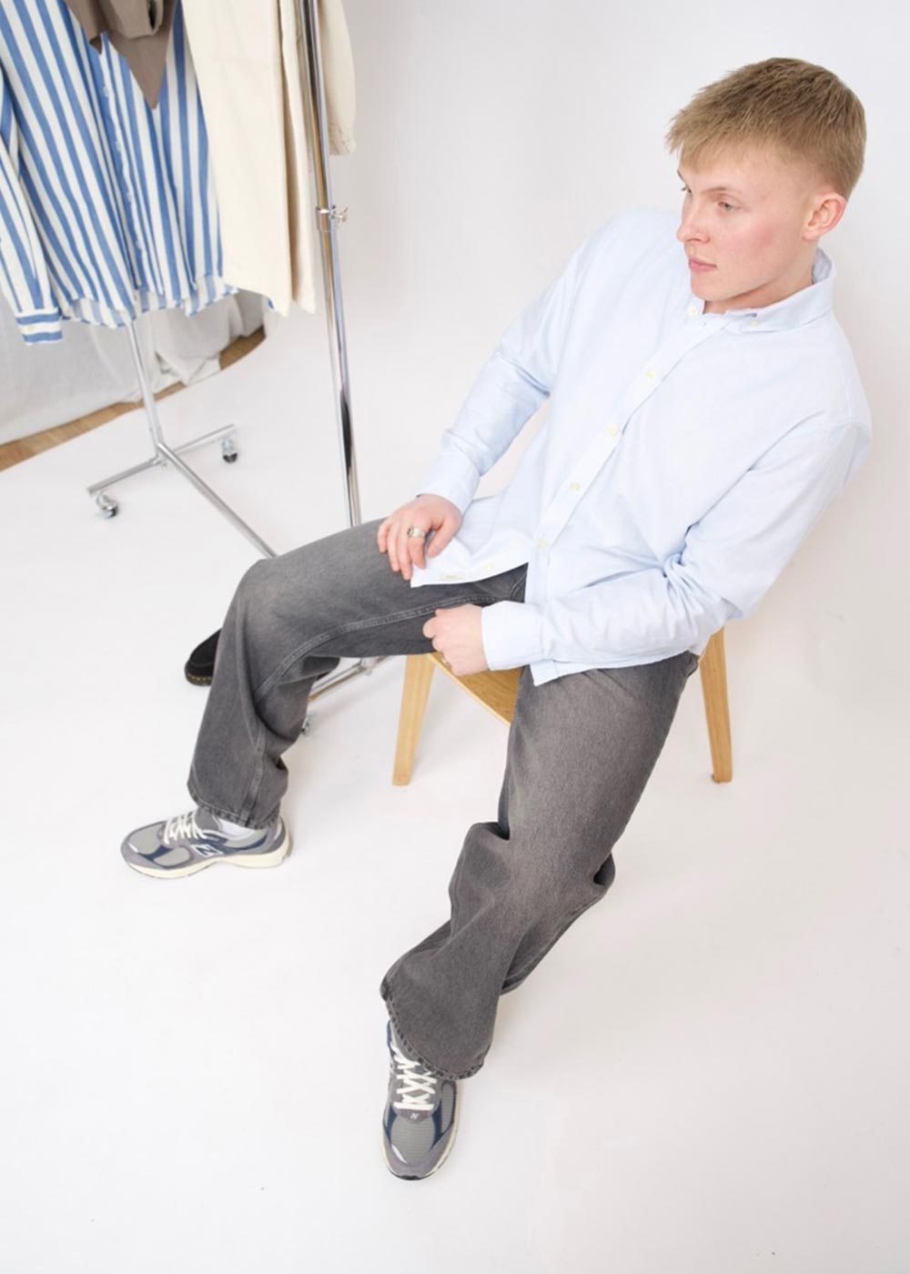 LIFE SHIRT - White/Light Blue-Shirts-Forét-Butler Loftet
