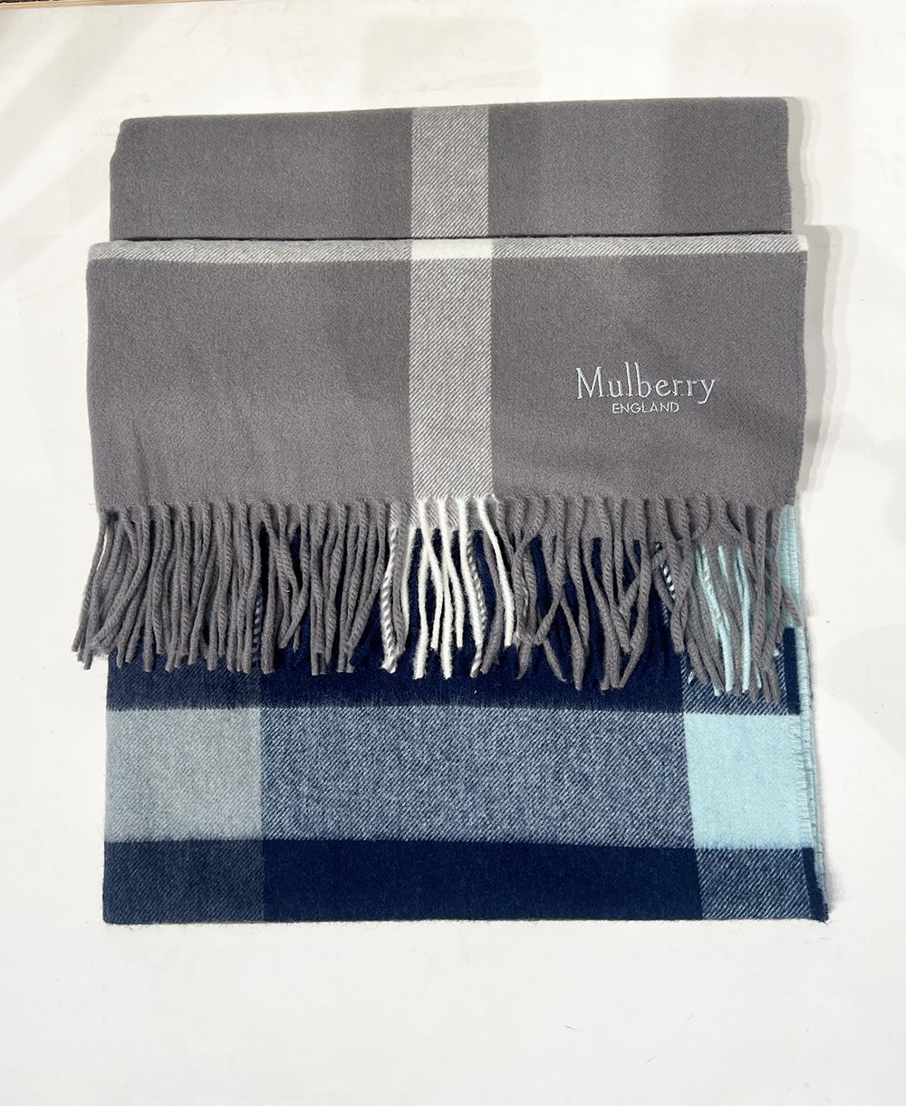 Large Check Merino Wool Scarf - Charcoal