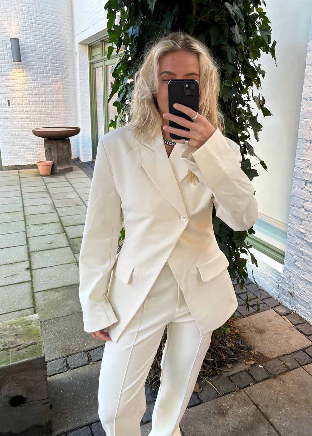Luxury Blazer - Gardenia-Blazers-Oval Square-Butler Loftet