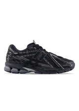 M1906AF - Black-Shoes-New Balance-Butler Loftet