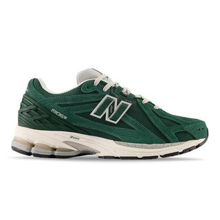 New Balances M1906RX - Nightwatch Green - Sneakers. Køb sneakers her.