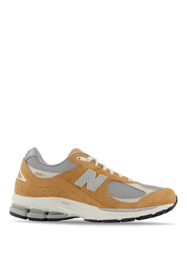 New Balances M2002RHM - Sweet Caramel - Sneakers. Køb sneakers her.