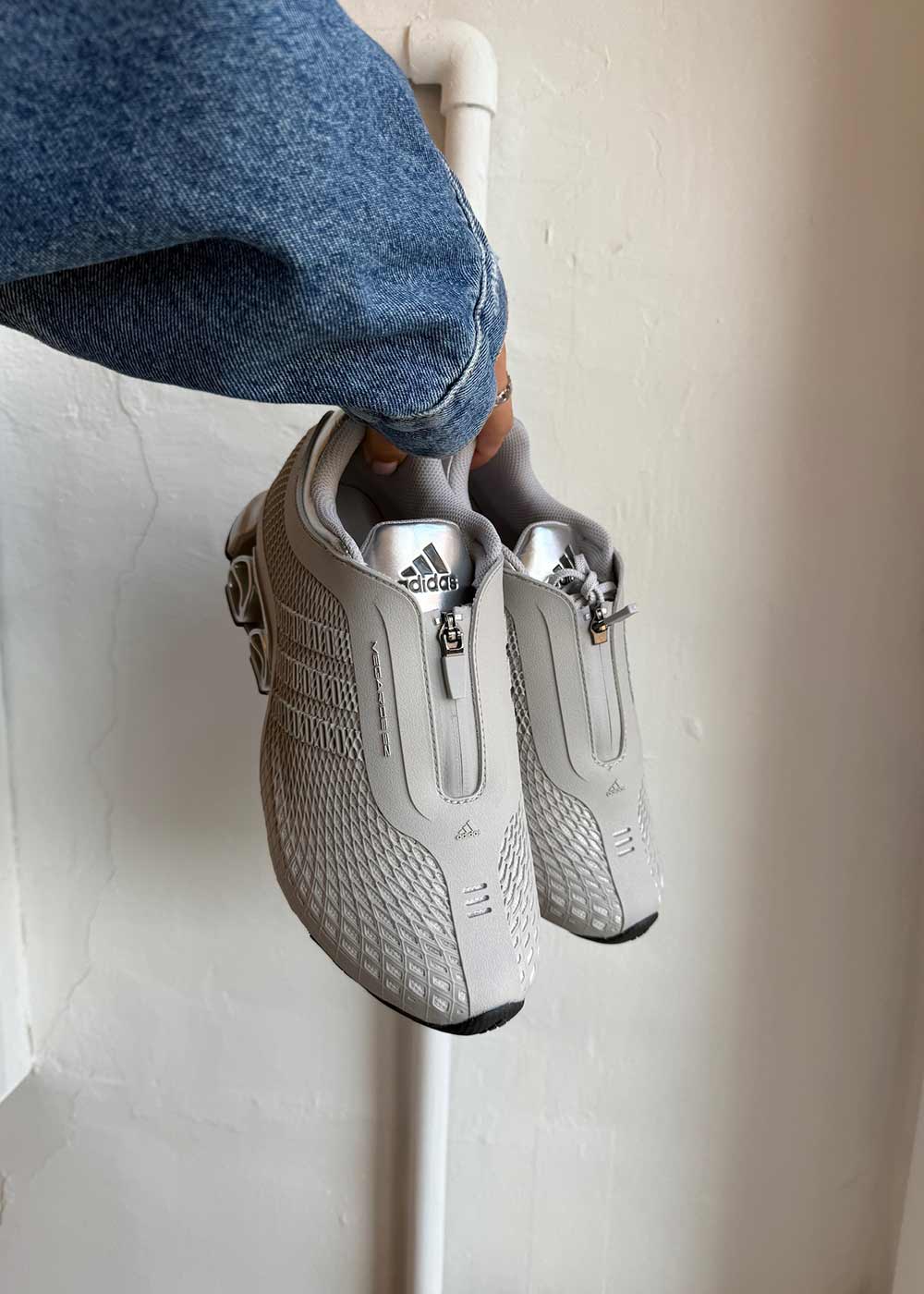 MEGARIDE S2 - Grey Two-Shoes-Adidas Originals-Butler Loftet