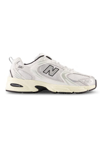 New Balances MR530TA - White - Sneakers. Køb sneakers her.