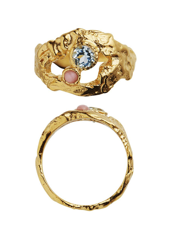 Stine A's My love rock ring whith blue top - Gold Whith Blue Top. Køb ringe her.