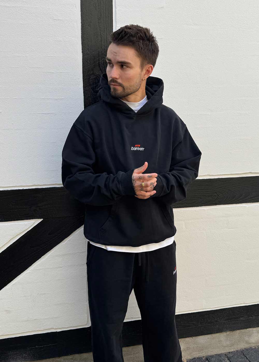 Oversized Hoodie - Logo 3.0 - Black-Hoodies-Bareen-Butler Loftet