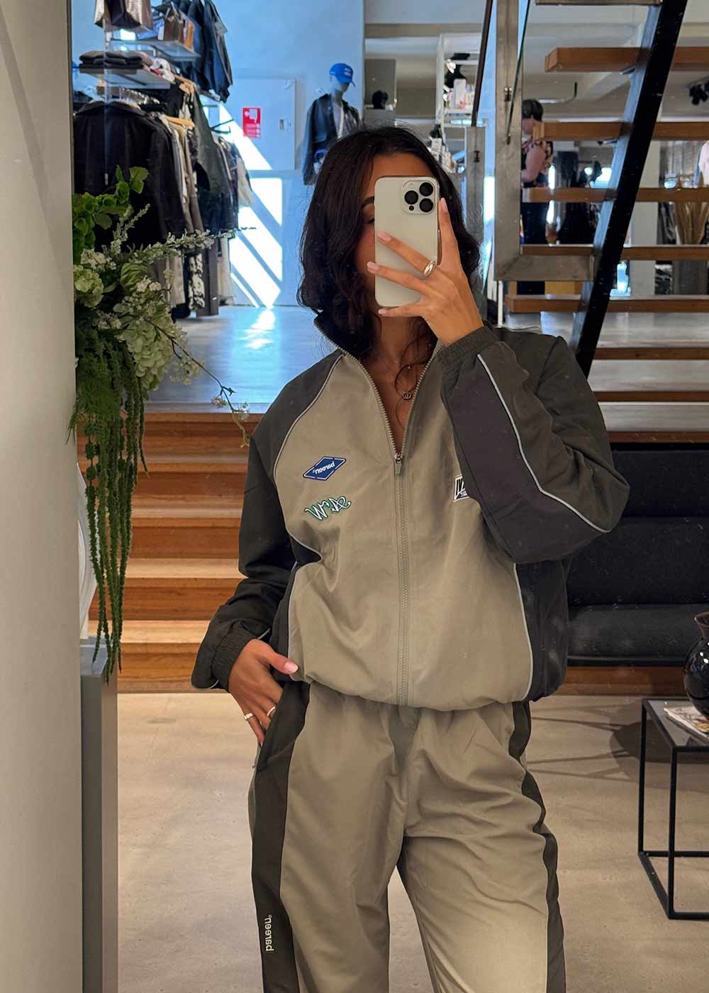 Oversized Track Jacket - Two-Tone - Laurel Oak-Outerwear-Bareen-Butler Loftet