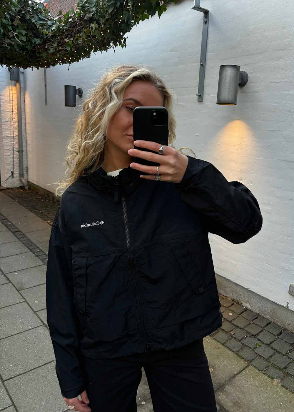 ParacutieTM Windbreaker - Black-Outerwear-Columbia-Butler Loftet