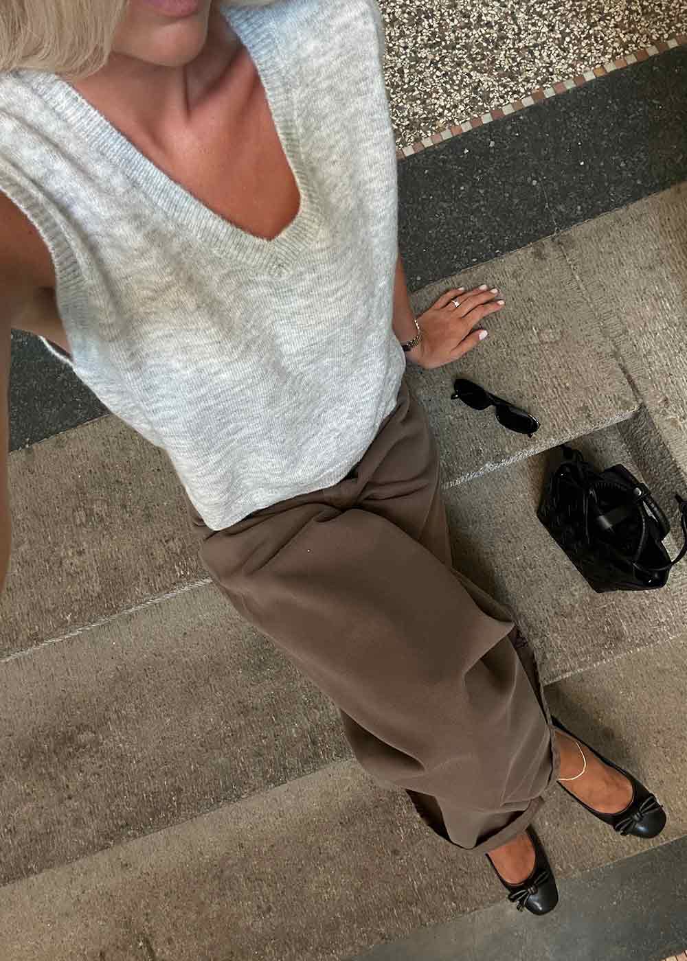 Petronellamd vest - Grey Melange-Knitwear-Modström-Butler Loftet