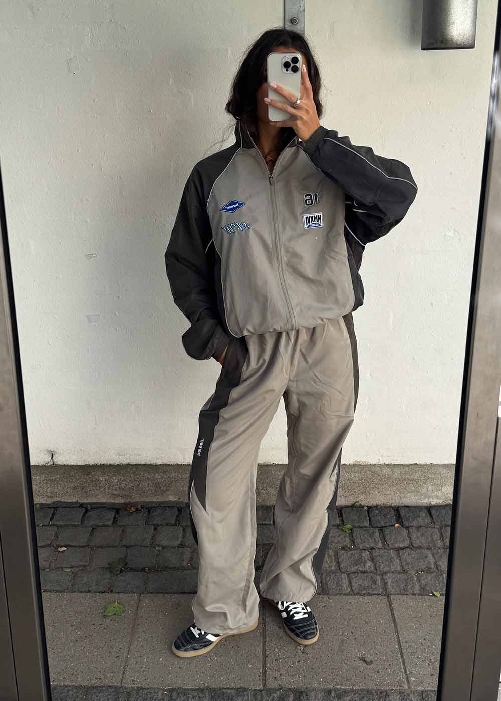 Relaxed Track Pants - Two-Tone - Laurel Oak-Pants-Bareen-Butler Loftet