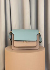 Marnis Trunk bag - Aquamarine/Natural/Talc. Køb designertasker||skuldertasker her.