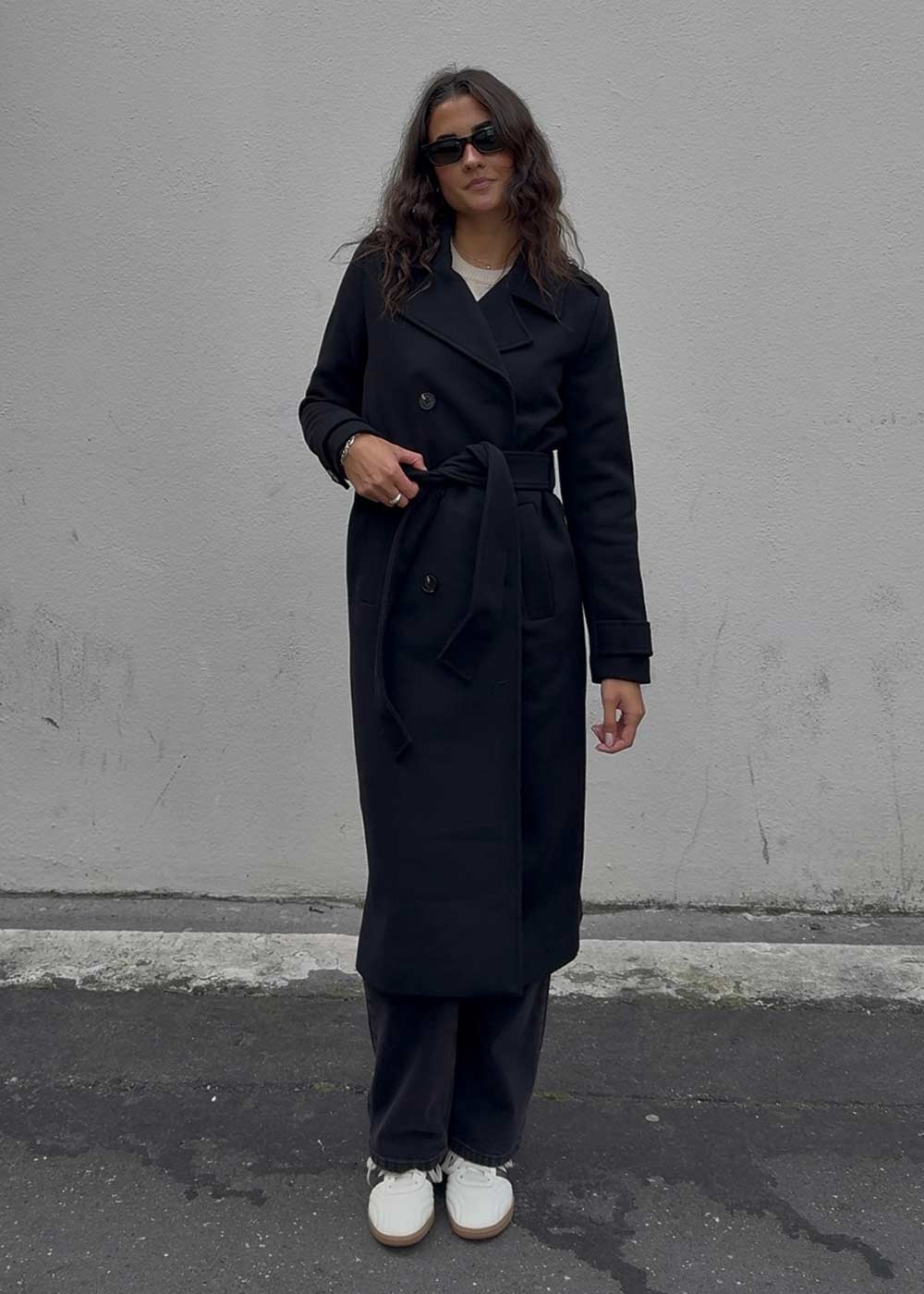 ShayMD coat - Black-Outerwear-Modström-Butler Loftet