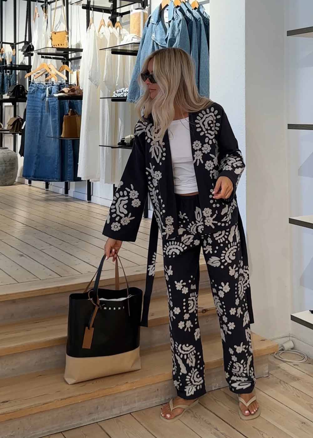 Shopping Bag - Black/Beige-Bags-Marni-Butler Loftet