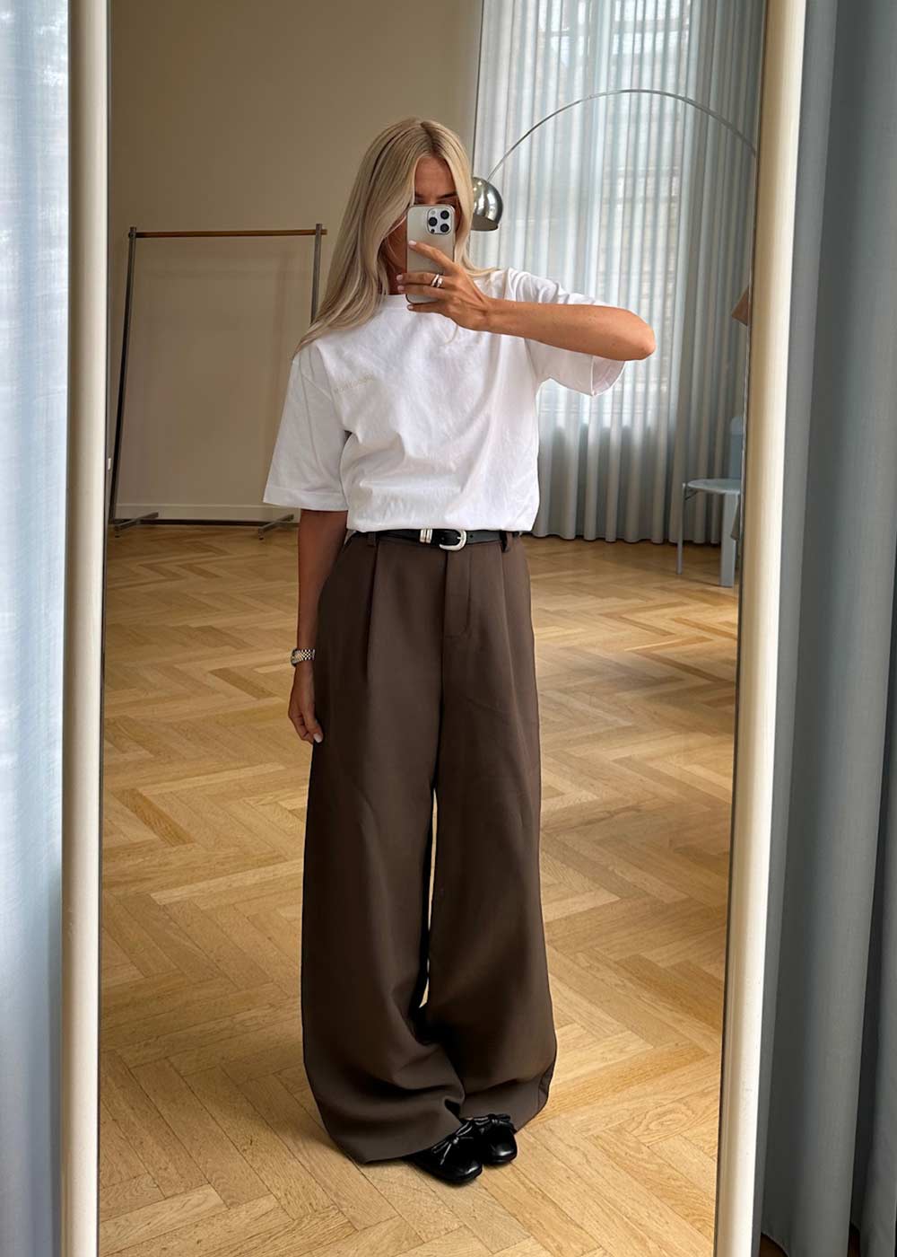 TakodaMD t-shirt - White-T-shirts-Modström-Butler Loftet