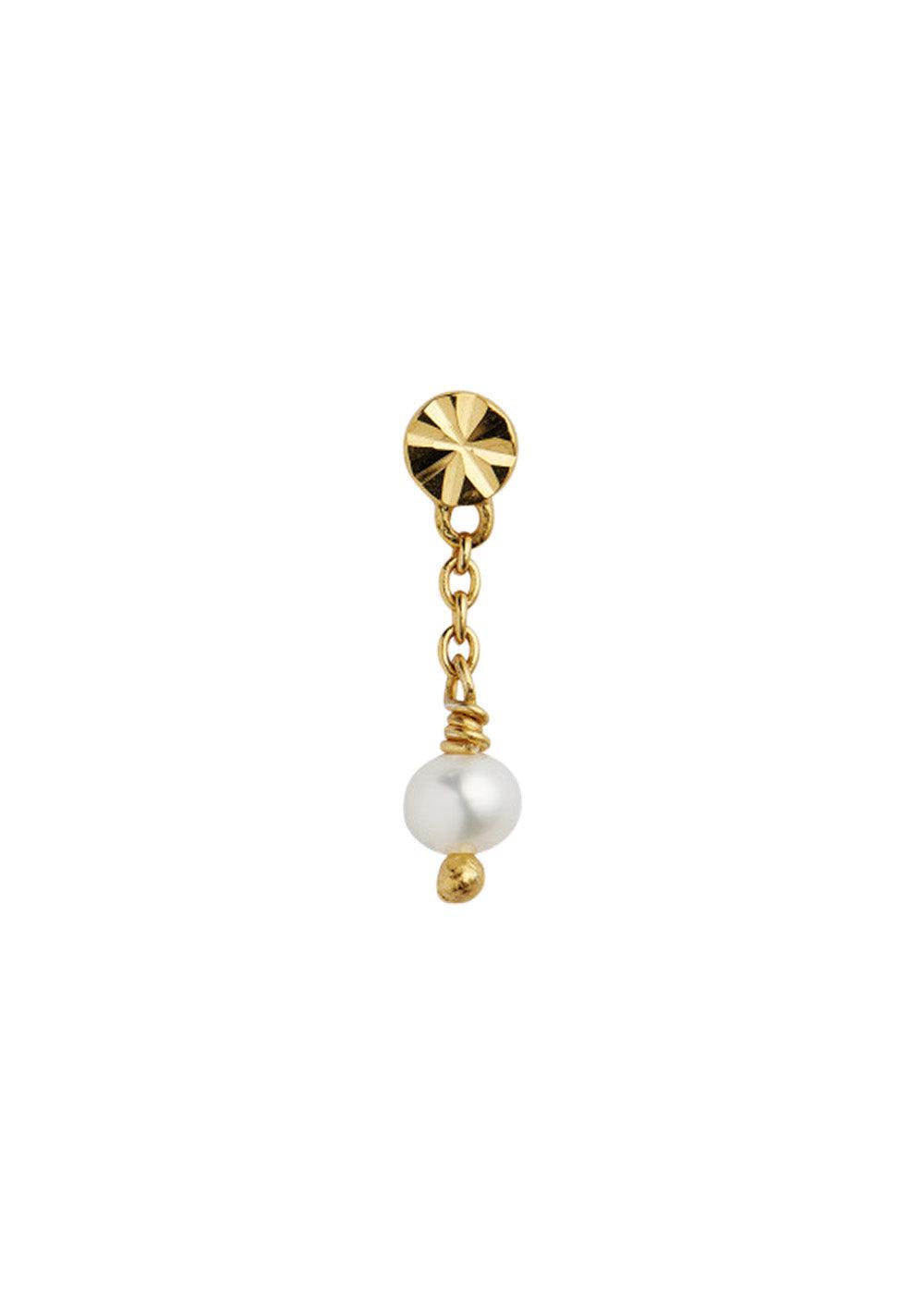 Stine A's Tres Petit Etoile Earring With - Gold. Køb smykker her.