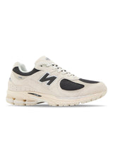 U2002RN - Arid Stone-Shoes-New Balance-Butler Loftet