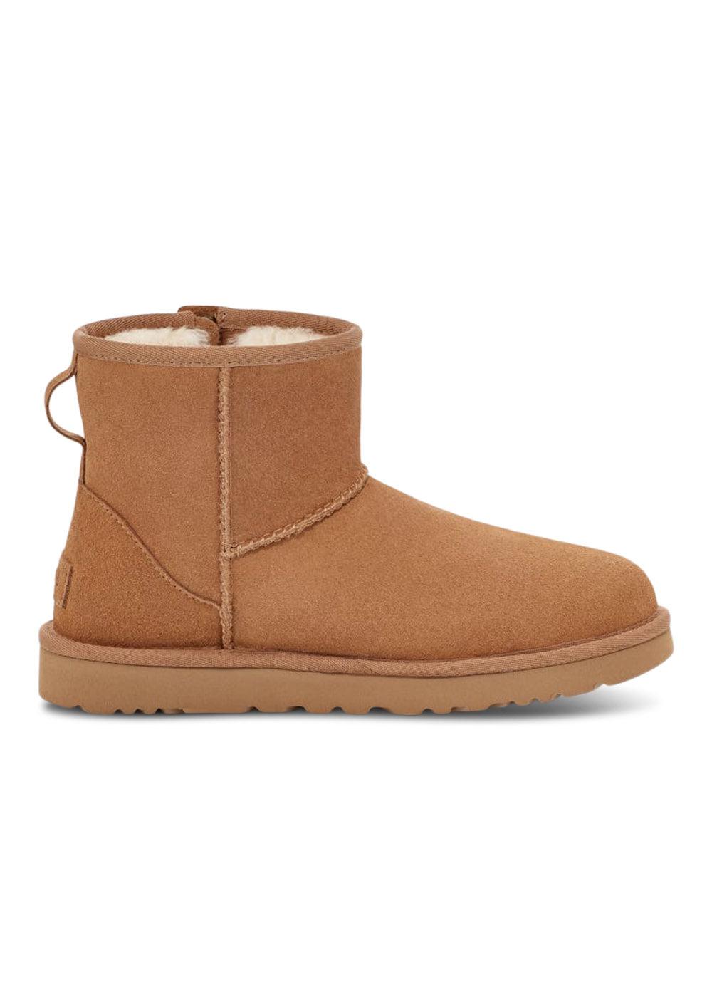 W Classic Mini Bailey Zip - Chestnut-Boots-UGG-Butler Loftet