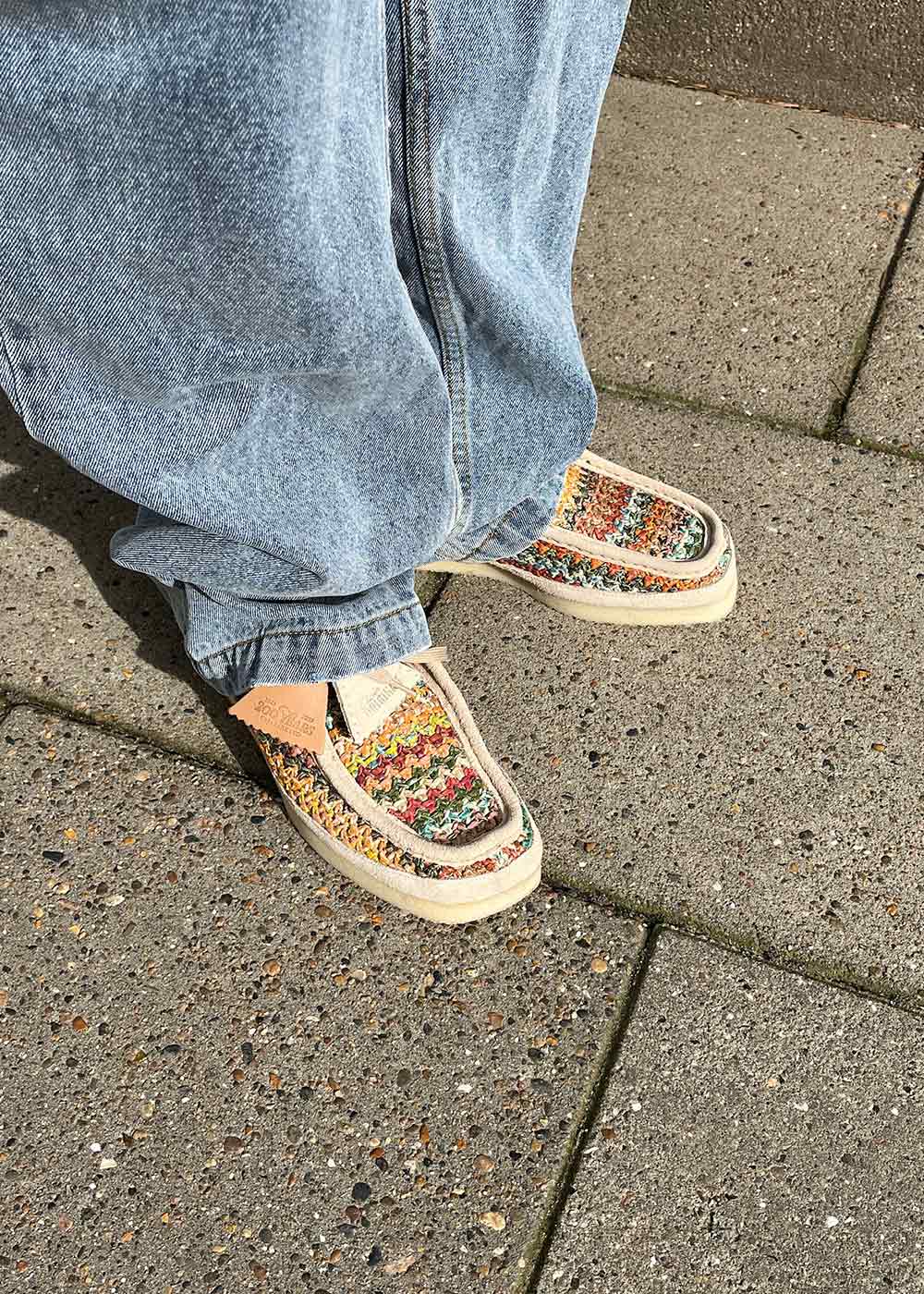 Butler Raffia Blue Wallabee G - Multi Raffia – Butler Loftet