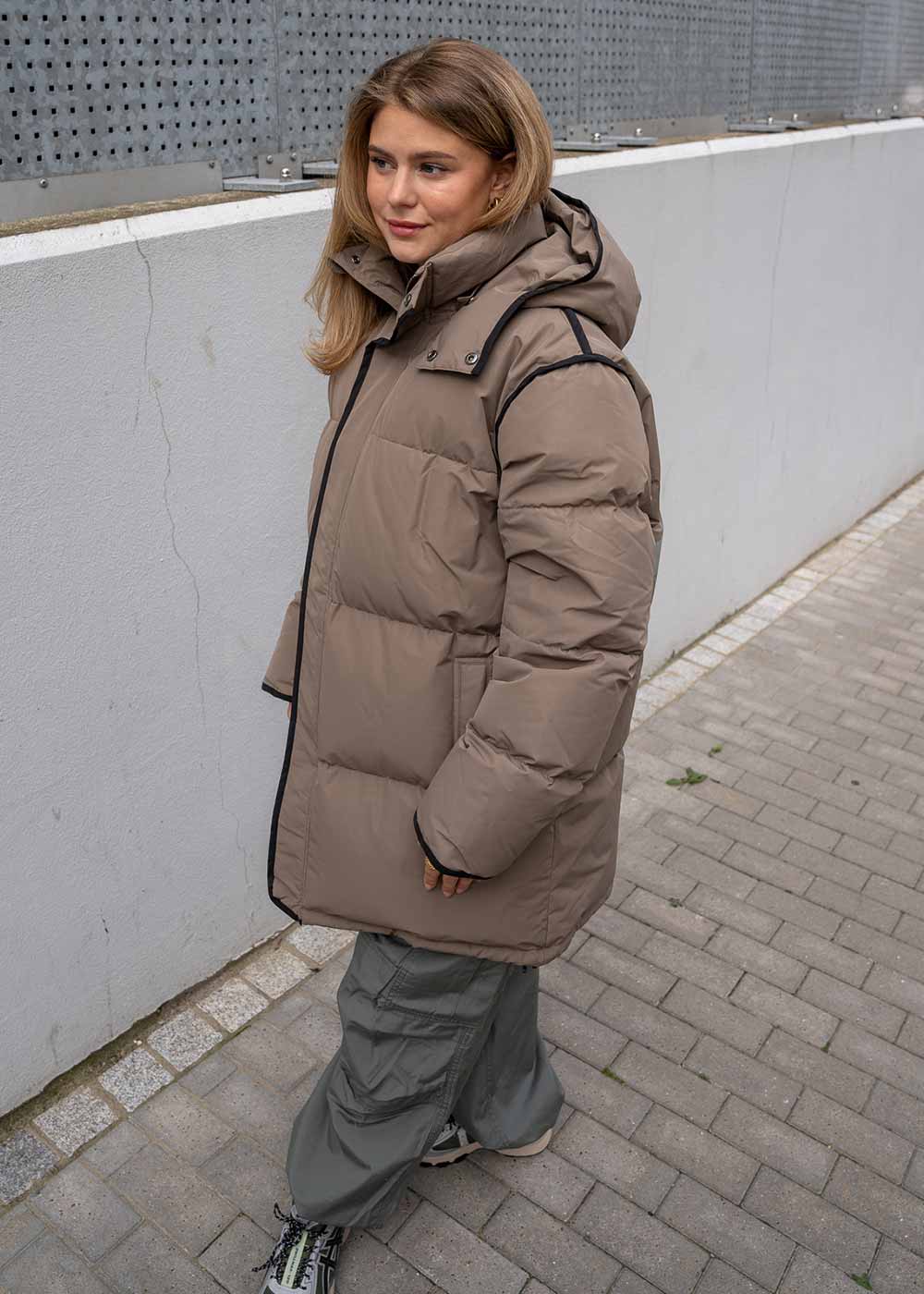 Warm up Jacket - Walnut-Outerwear-H2O Fagerholt-Butler Loftet