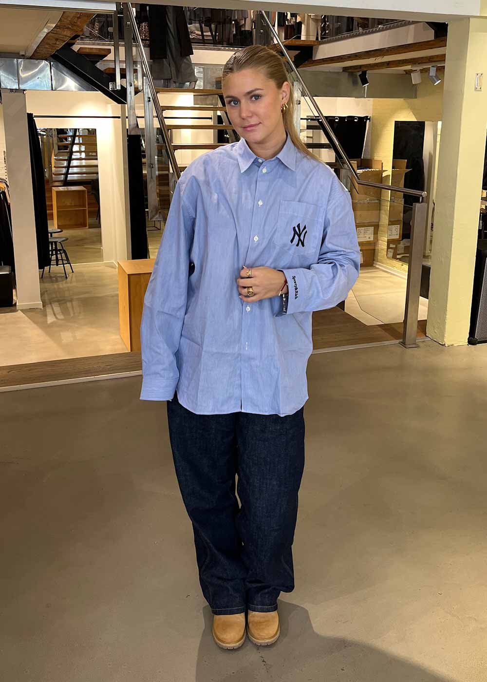 Yankees Serif Oversized Shirt - Blue Stripe