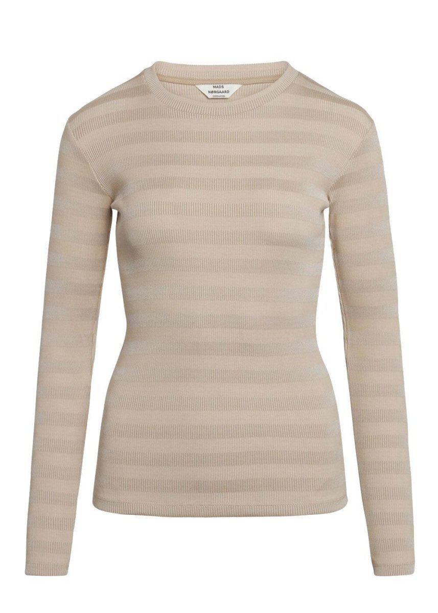 Mads Nørgaards 2x2 Tonal Stripe Tuba - Warm Beige. Køb t-shirts her.