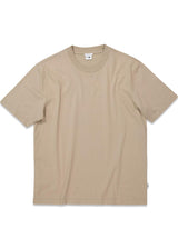 Nn. 07s Adam T-shirt 3209 - Greige. Køb sweatshirts her.