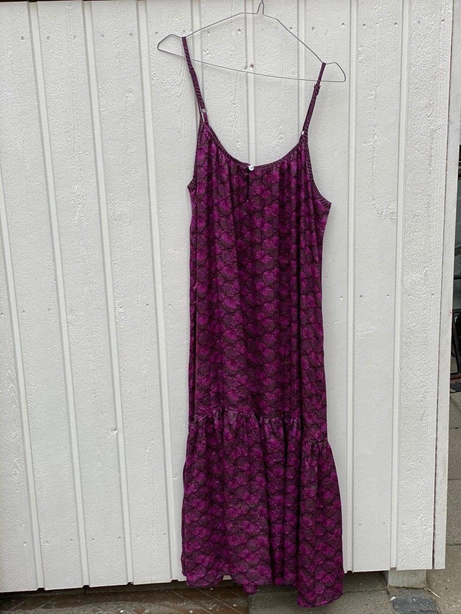 Sissel Edelbos Affection Strap Dress - Color 21. Køb kjoler her.