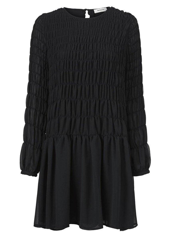 Modströms Anita dress - Black. Køb kjoler her.