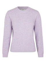 Modströms AnnaMD O-neck - Purple Blossom. Køb strik her.