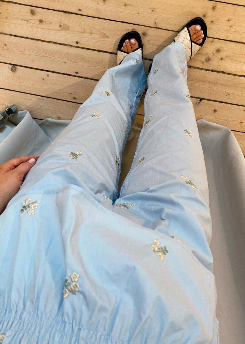 Astra Flower Pants - Light Blue Pants812_156039_LIGHTBLUE_345711554733614- Butler Loftet