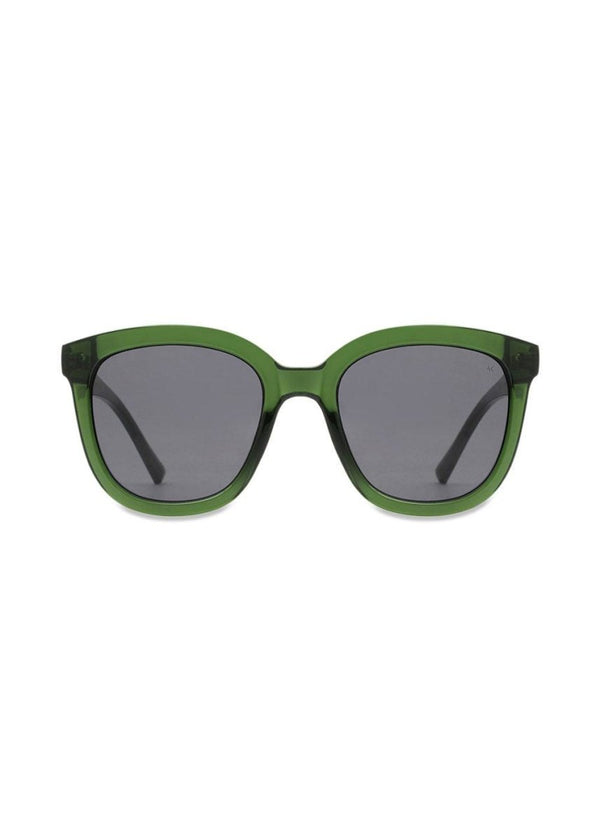 A. Kjærbedes Billy - Dark Green Transparent. Køb solbriller her.