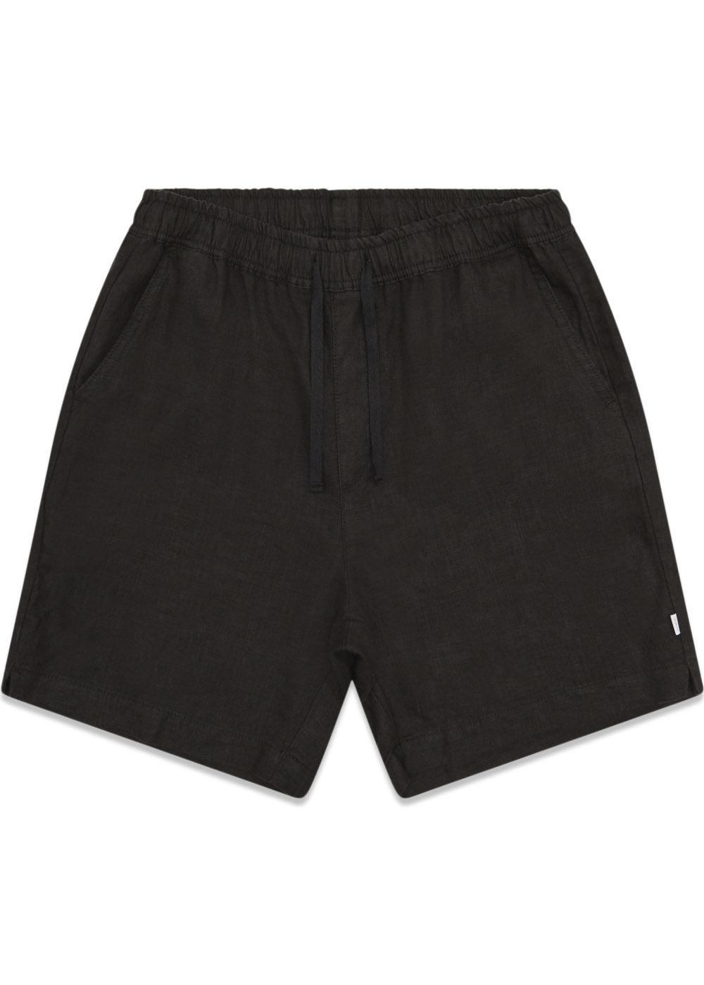 Woodbirds Bommy Linen Shorts - Black. Køb shorts her.
