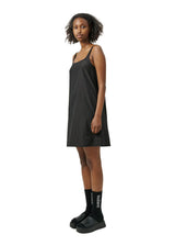 Soullands Capri dress - Black. Køb kjoler her.