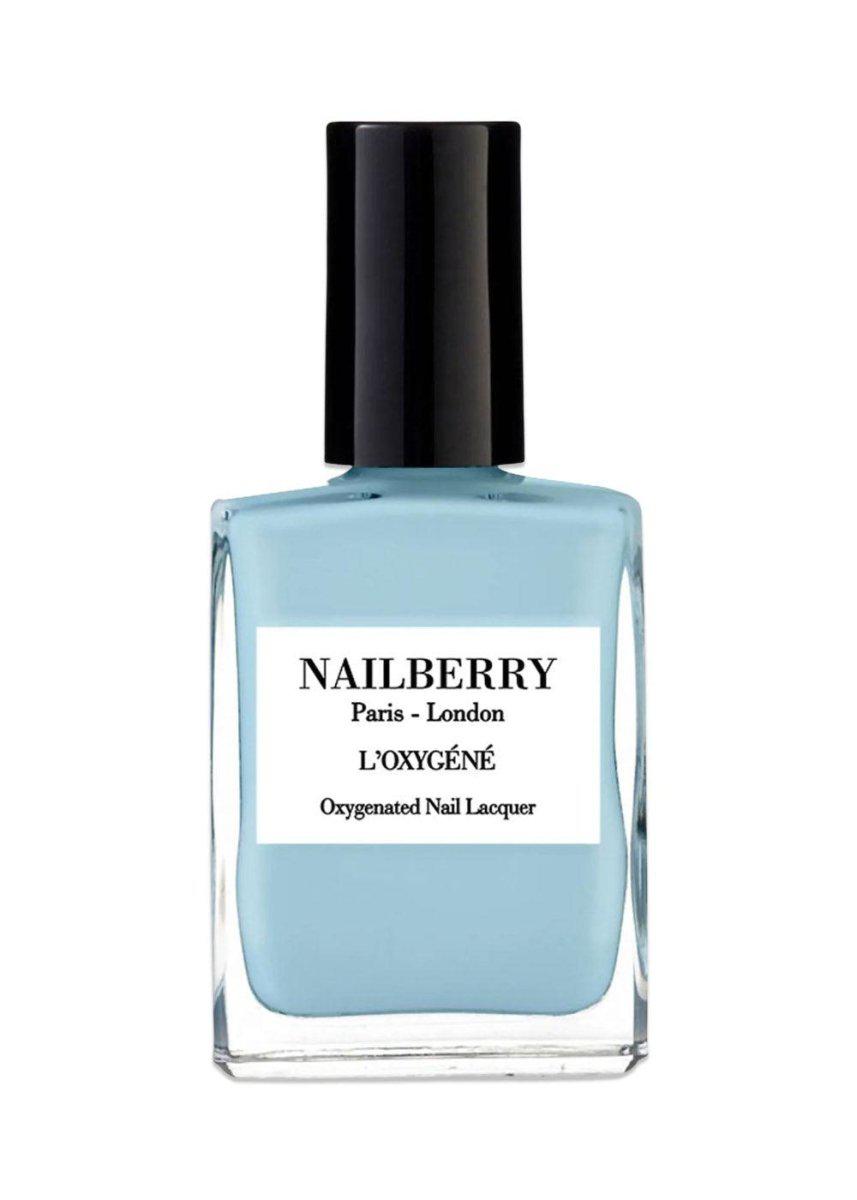 Nailberrys Charleston - Oxygenated Baby Blue. Køb beauty her.