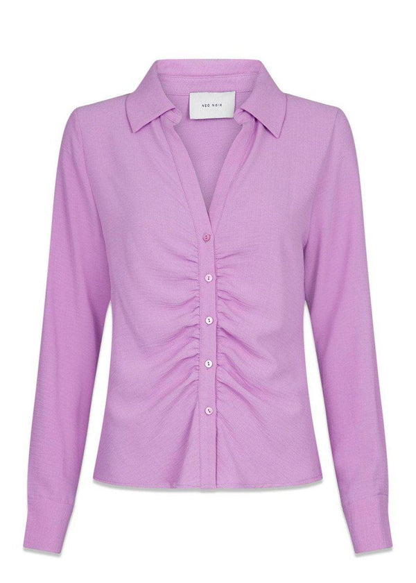 Neo Noirs Christy Crepe Shirt - Lavender. Køb shirts her.