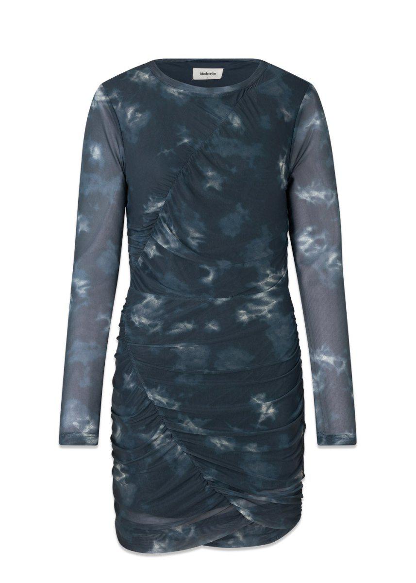 Modströms CliffordMD print dress - Midnight Tie Dye. Køb kjoler her.