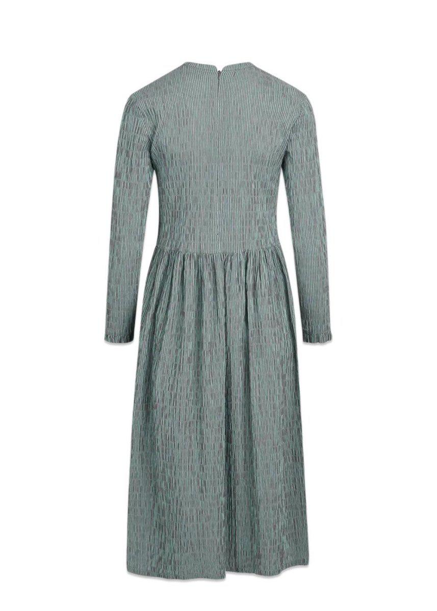 Crinckle Pop Docca Dress - Wren / Spa Retreat Dress320_200130_Wren/SpaRetreat_345715131206836- Butler Loftet